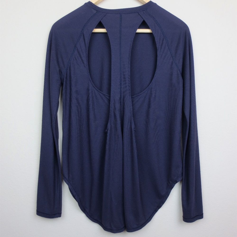 Under Armour Breathe Open Back Long Sleeve - Picture 5 of 5